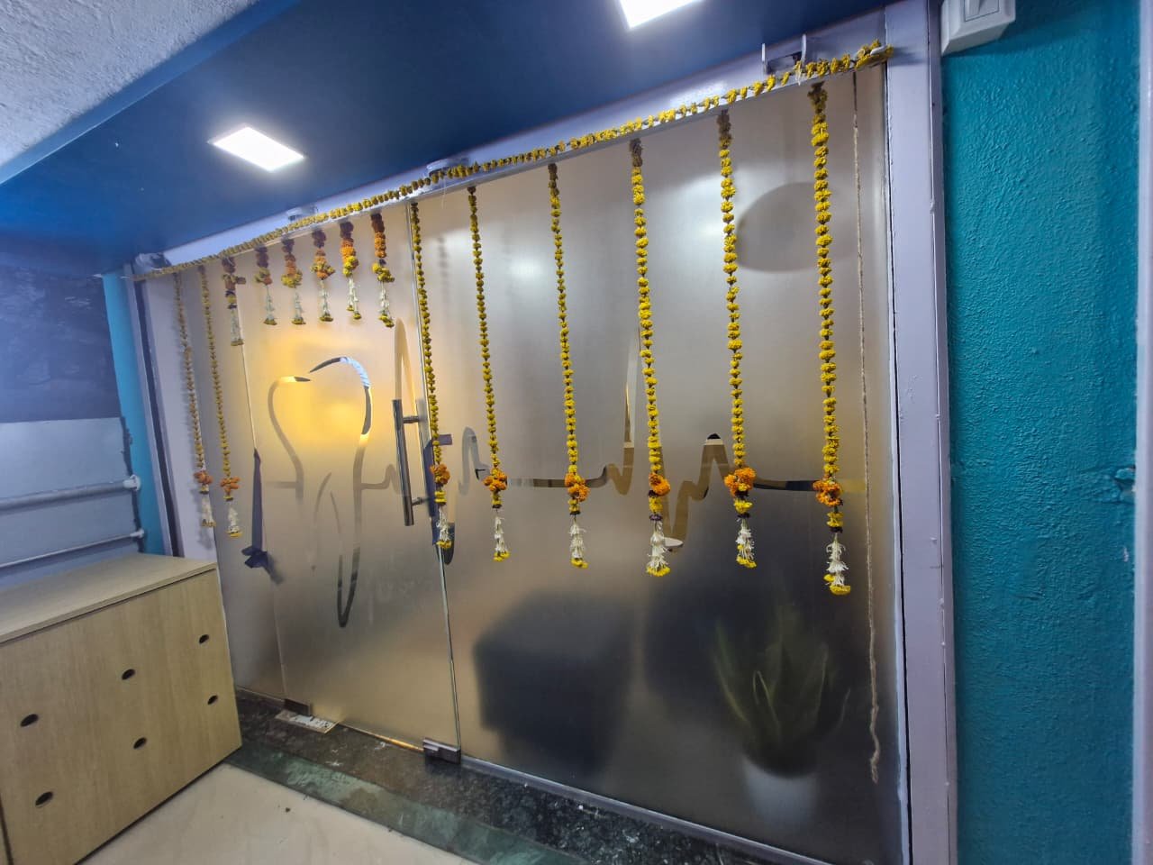 Clinic glass front with floral decoration